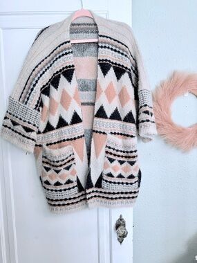 Soft Aztec Pattern Open Cardigan Sweater - Blush & Black